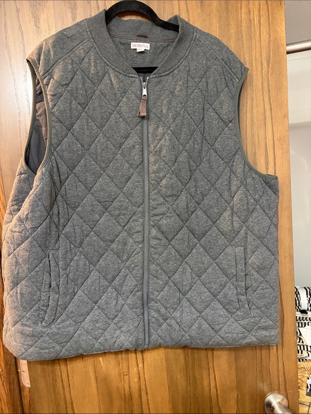 Merona Quilted Dark Gray Men’s Zip Vest